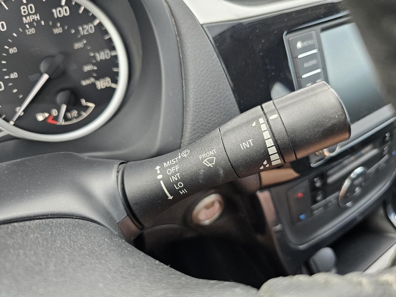 Nissan Sentra SR 4D Sedan 2019