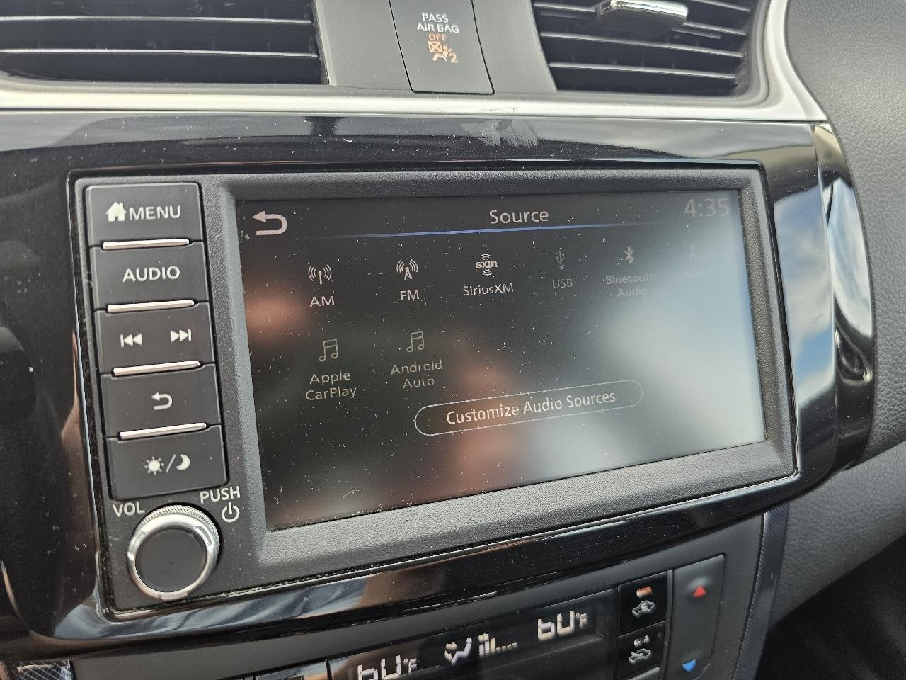 Nissan Sentra SR 4D Sedan 2019
