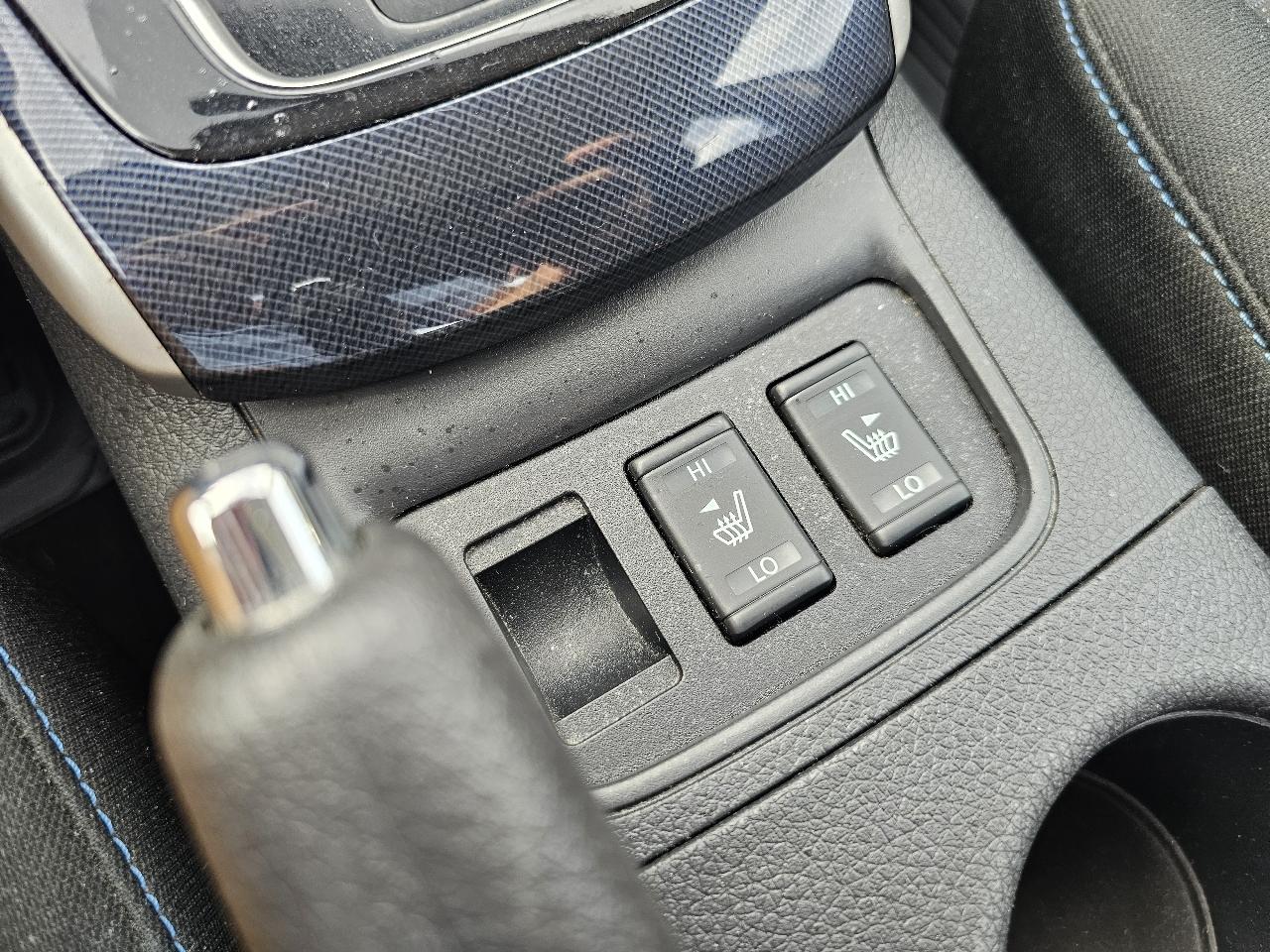 Nissan Sentra SR 4D Sedan 2019