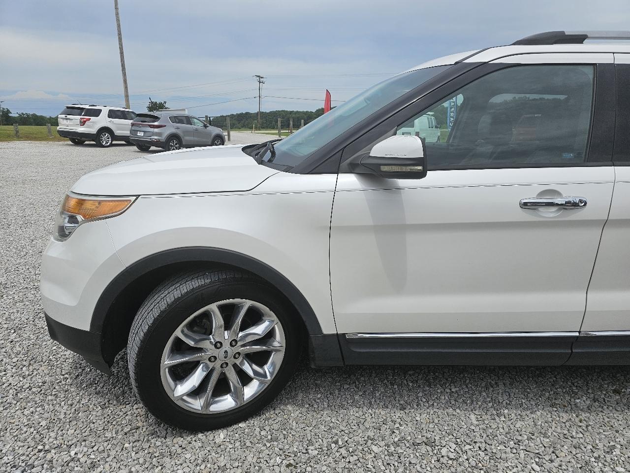 Ford Explorer Limited FWD 2012