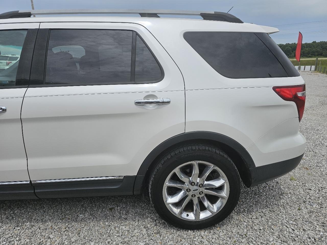 Ford Explorer Limited FWD 2012