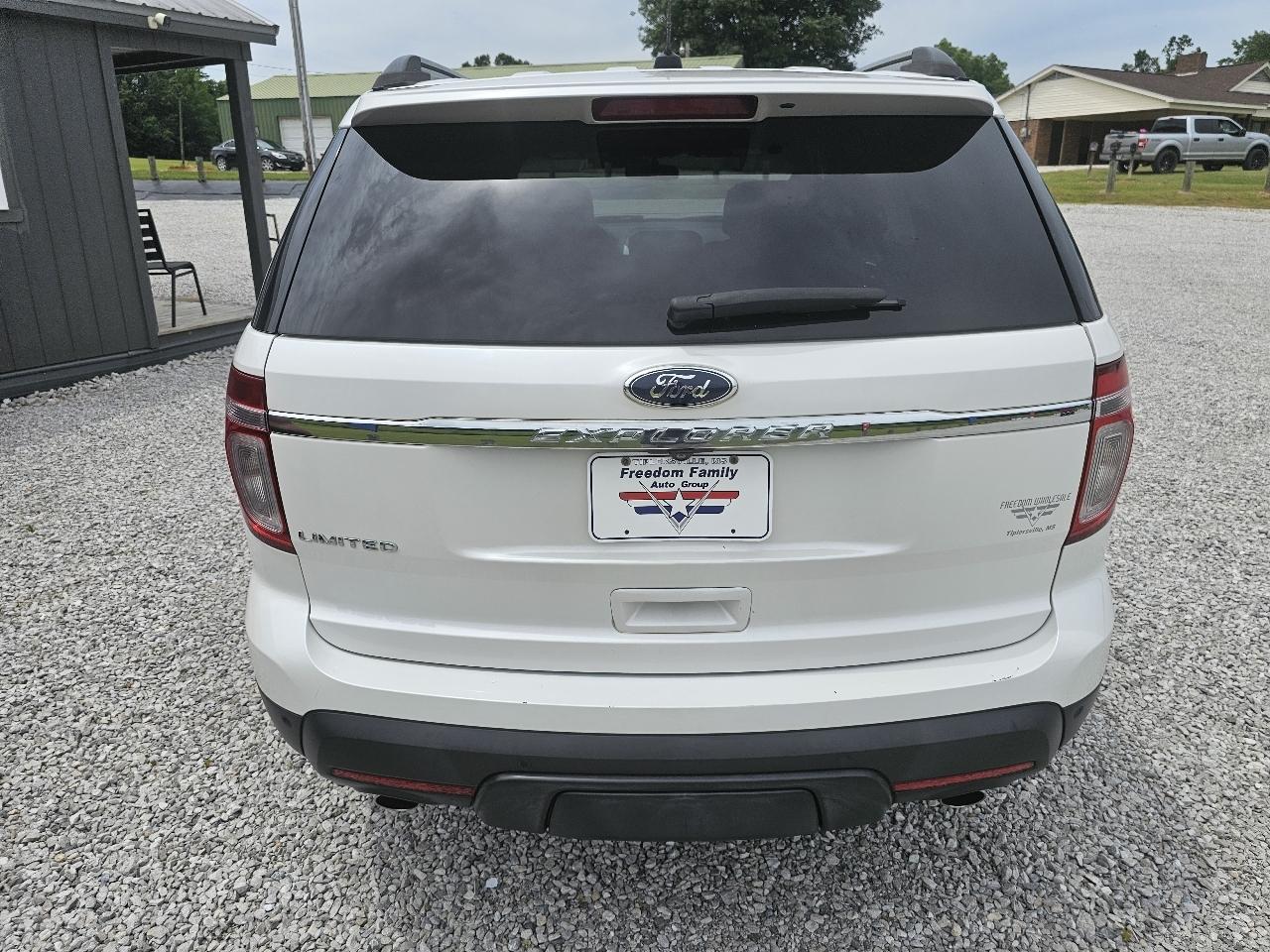 Ford Explorer Limited FWD 2012