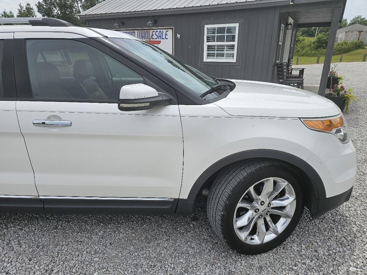 Ford Explorer Limited FWD 2012