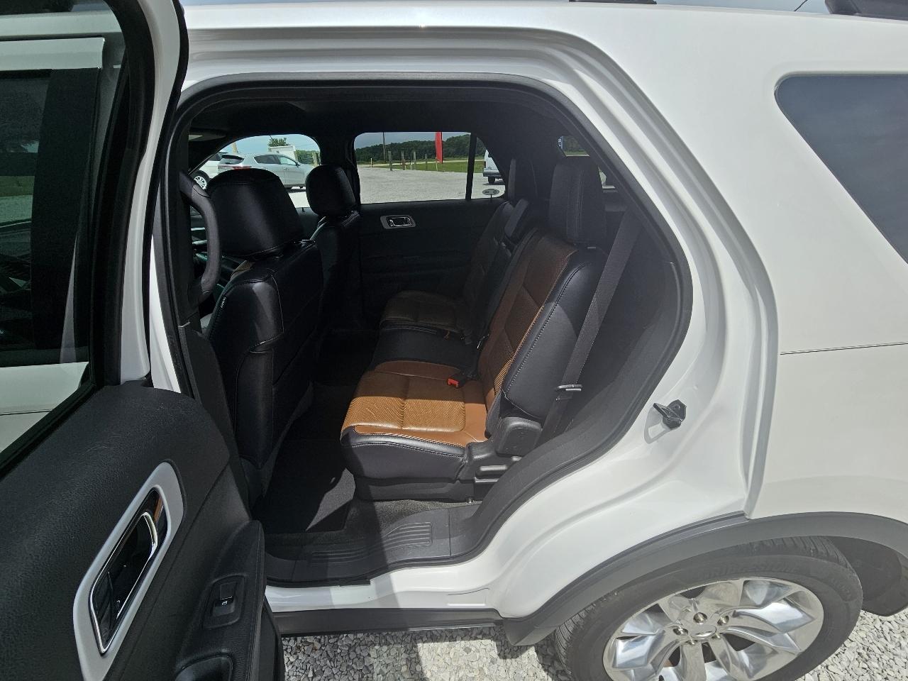 Ford Explorer Limited FWD 2012