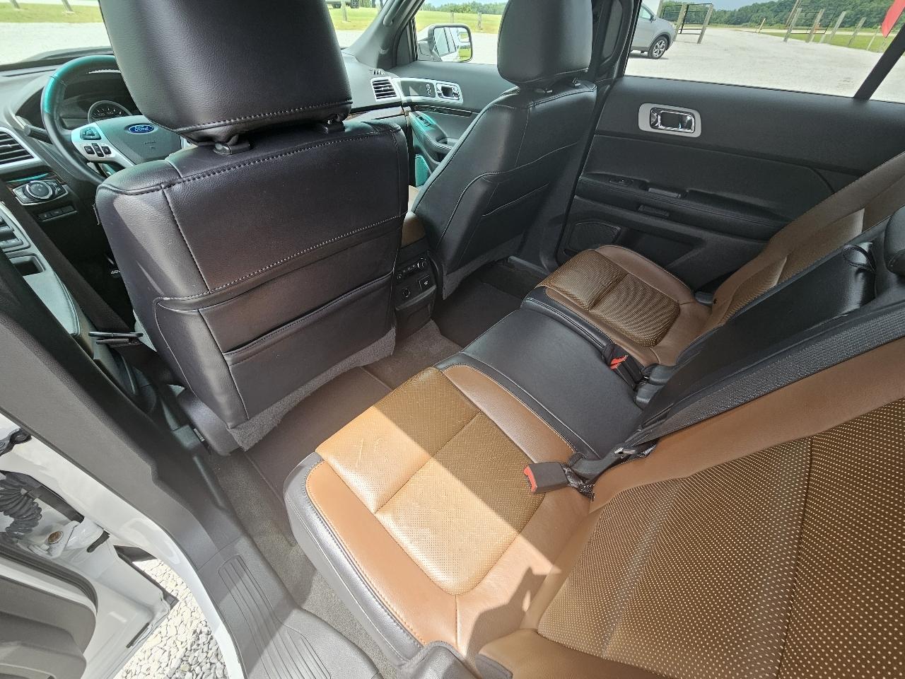 Ford Explorer Limited FWD 2012