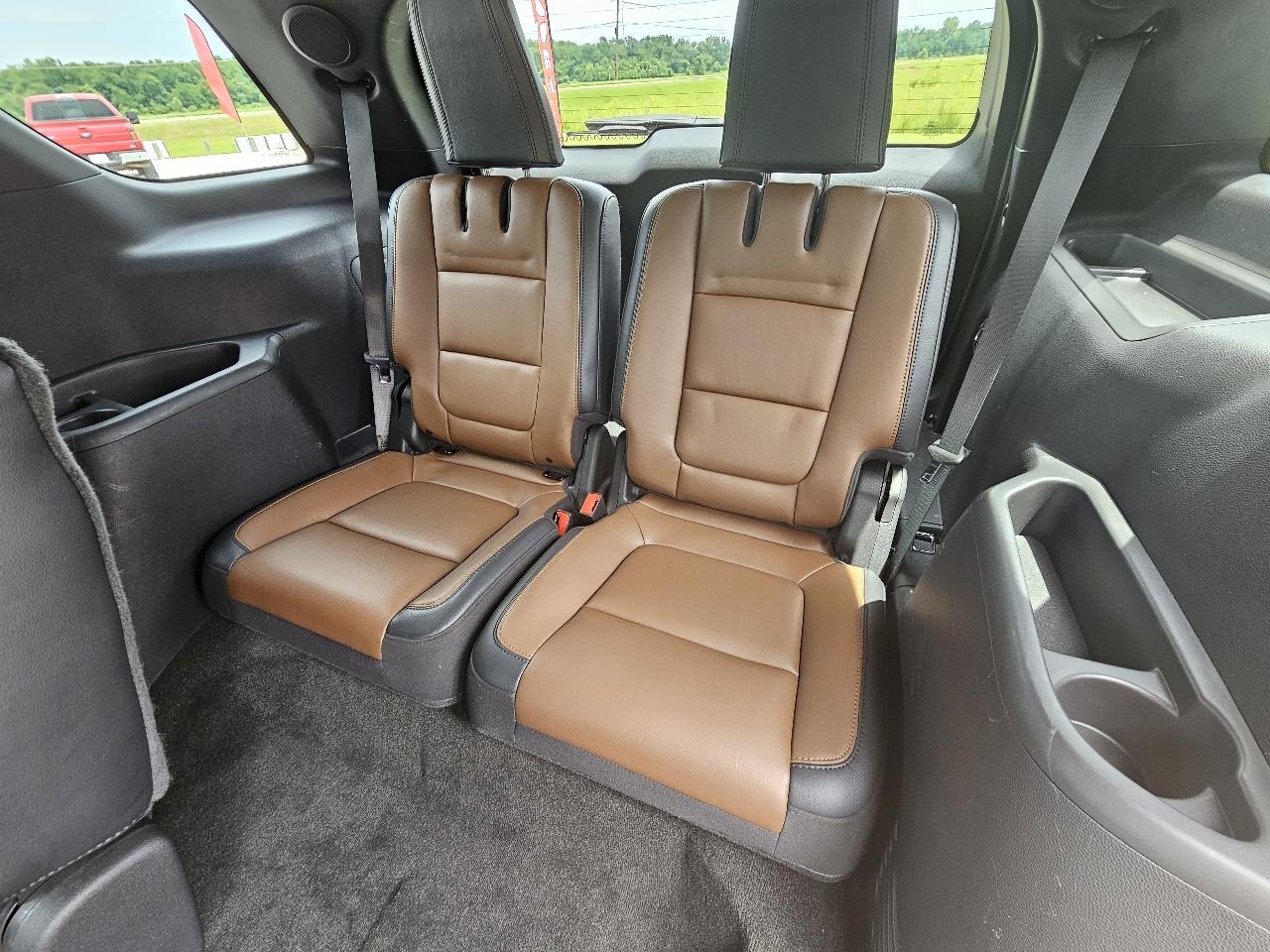Ford Explorer Limited FWD 2012