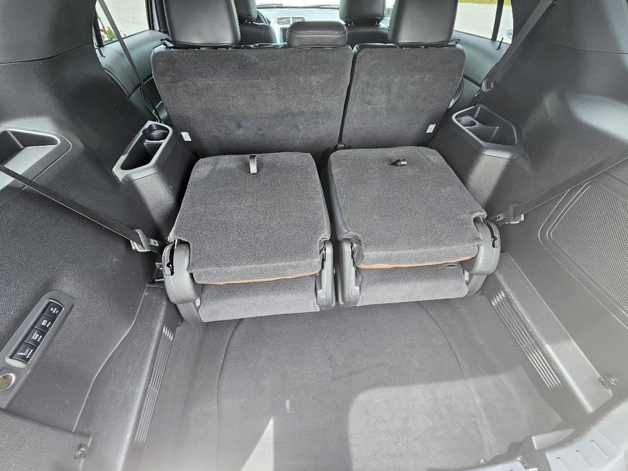 Ford Explorer Limited FWD 2012