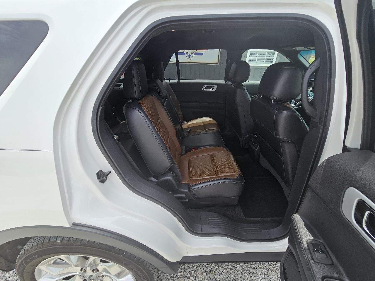 Ford Explorer Limited FWD 2012