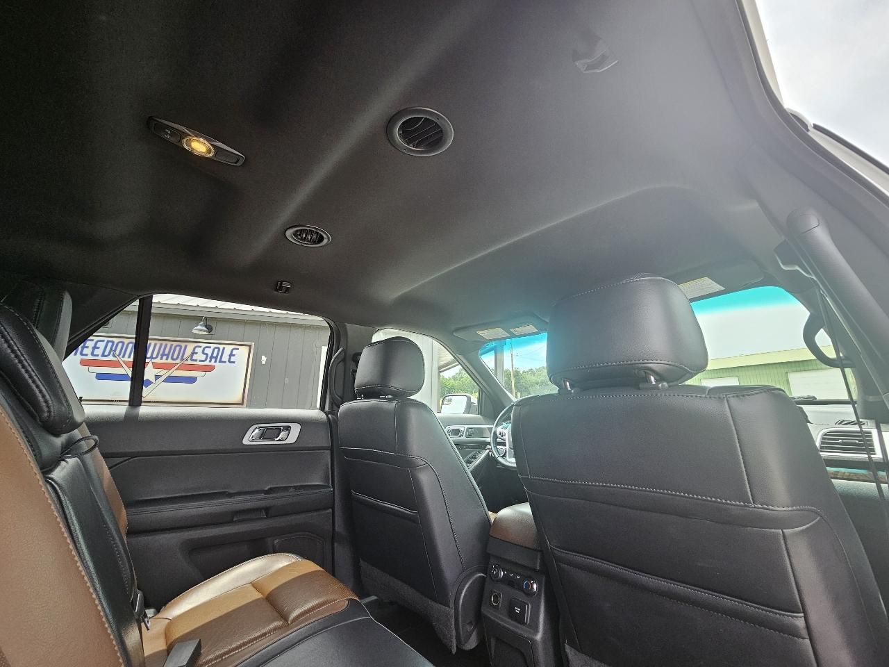 Ford Explorer Limited FWD 2012
