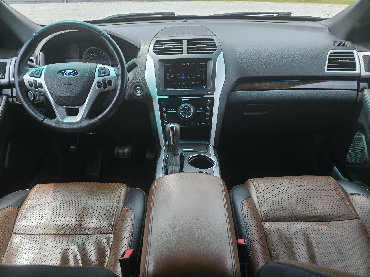 Ford Explorer Limited FWD 2012