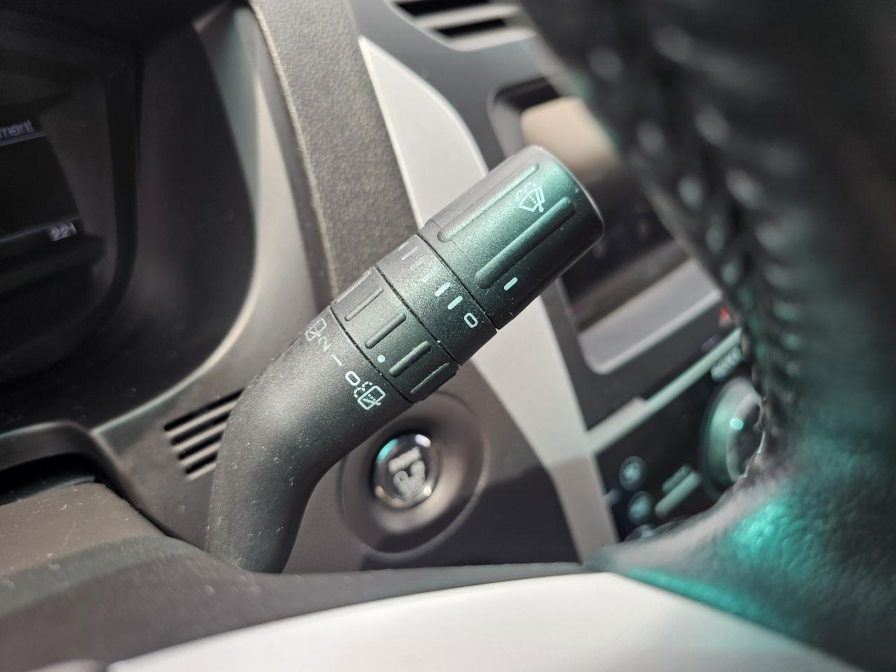 Ford Explorer Limited FWD 2012