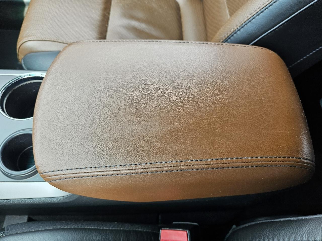 Ford Explorer Limited FWD 2012