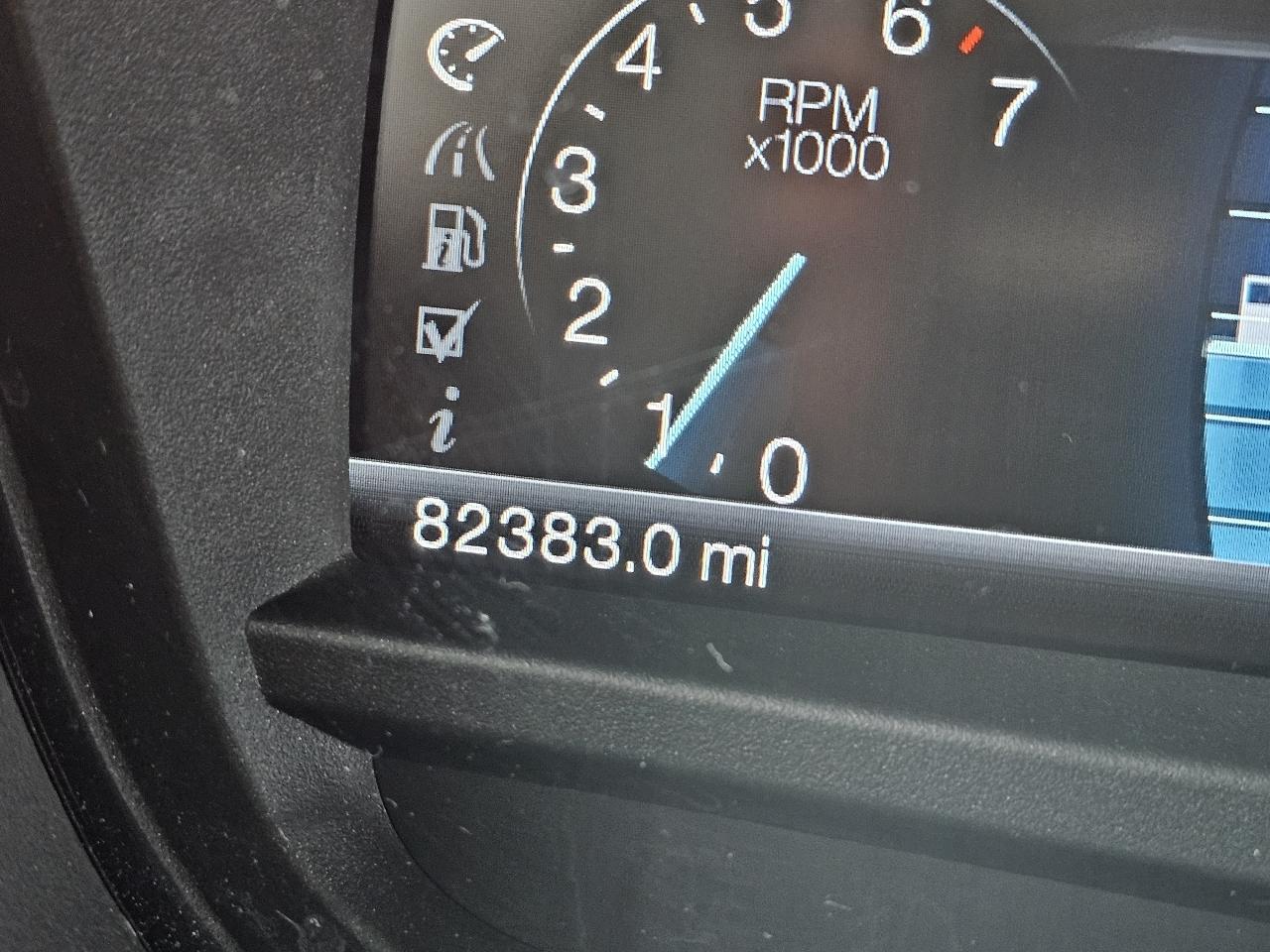 Ford Explorer Limited FWD 2012