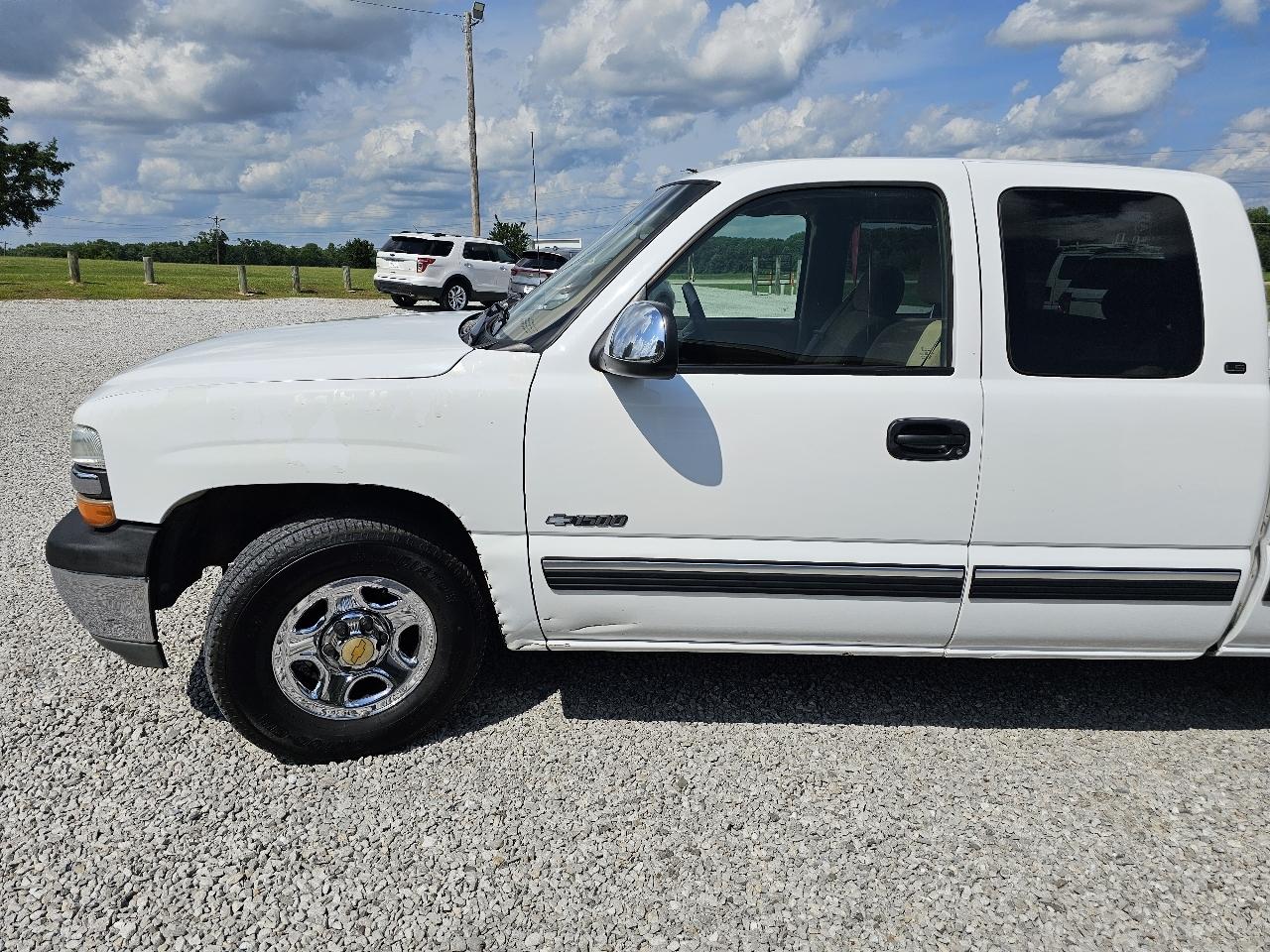 Chevrolet Silverado 1500 LS Ext. Cab 2WD 2000