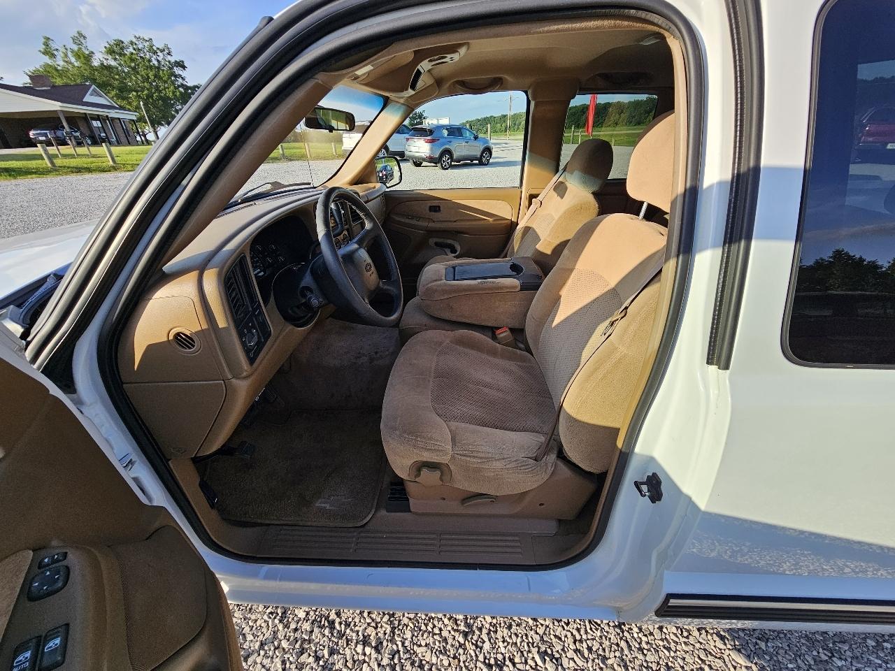 Chevrolet Silverado 1500 LS Ext. Cab 2WD 2000