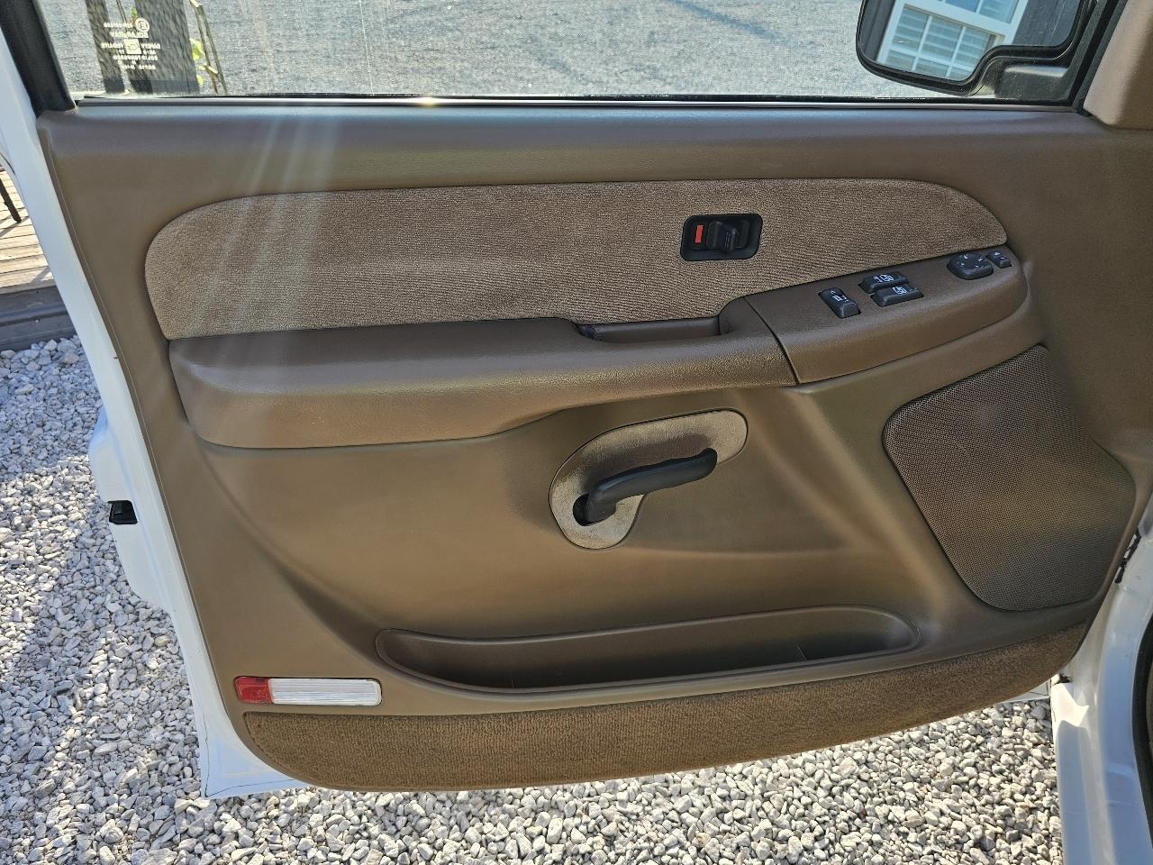 Chevrolet Silverado 1500 LS Ext. Cab 2WD 2000