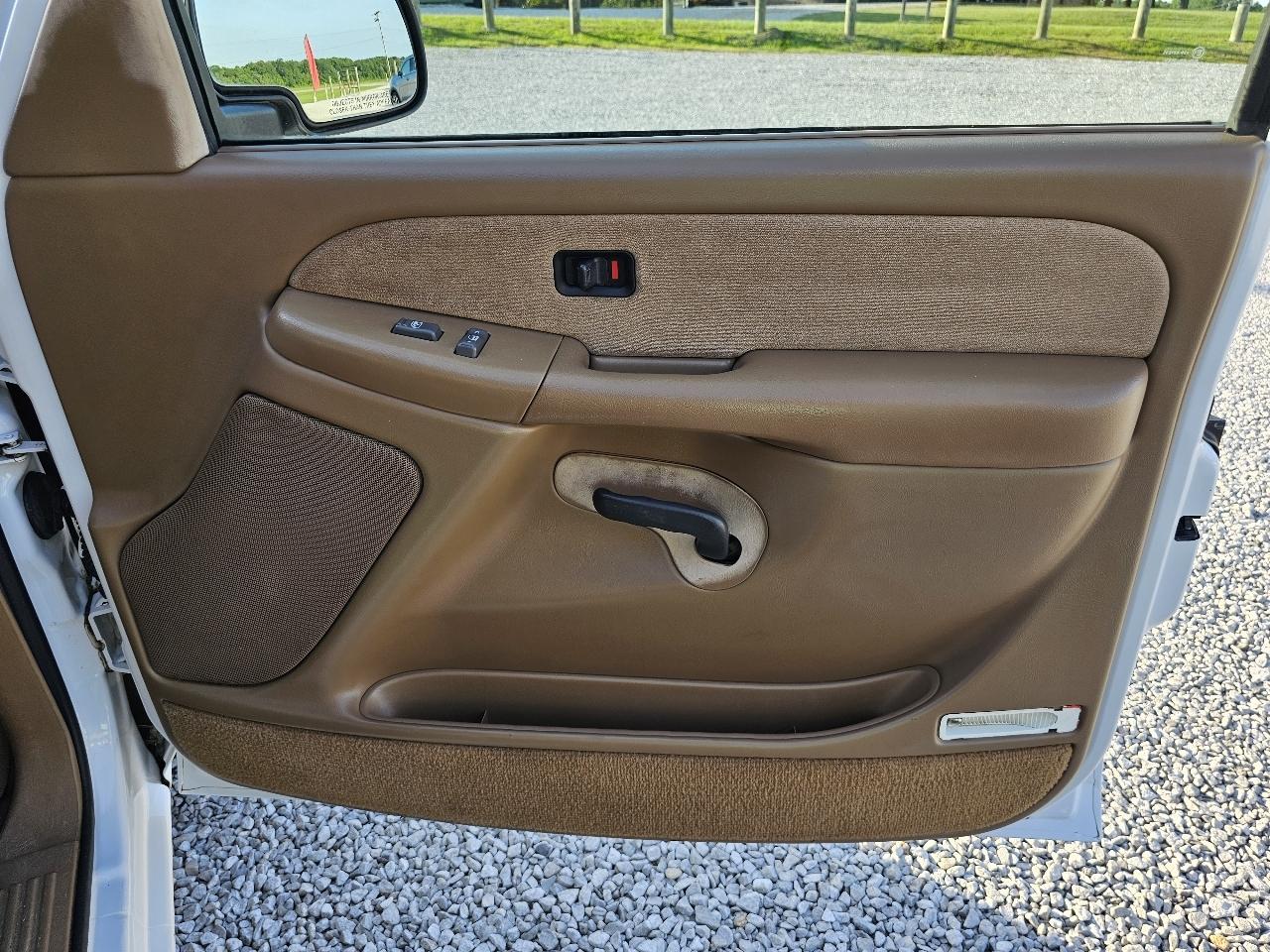 Chevrolet Silverado 1500 LS Ext. Cab 2WD 2000