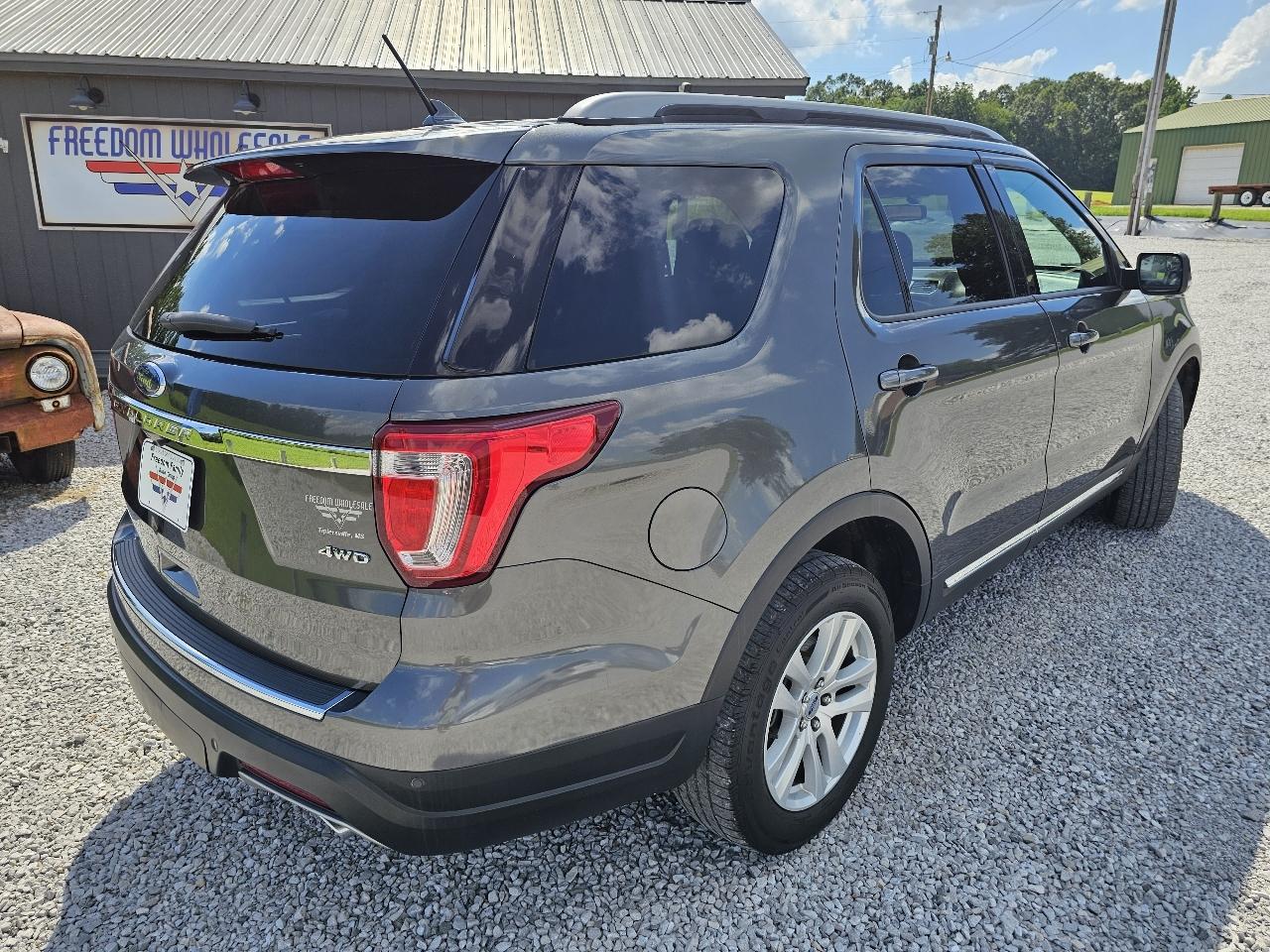 Ford Explorer XLT 4WD 2018