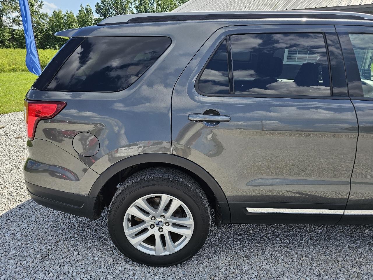 Ford Explorer XLT 4WD 2018