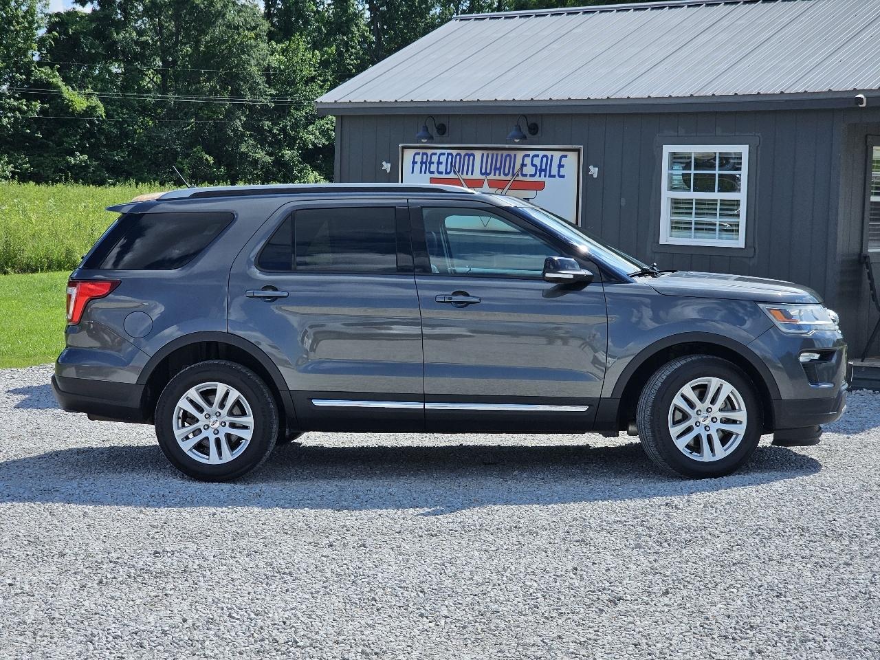 Ford Explorer XLT 4WD 2018