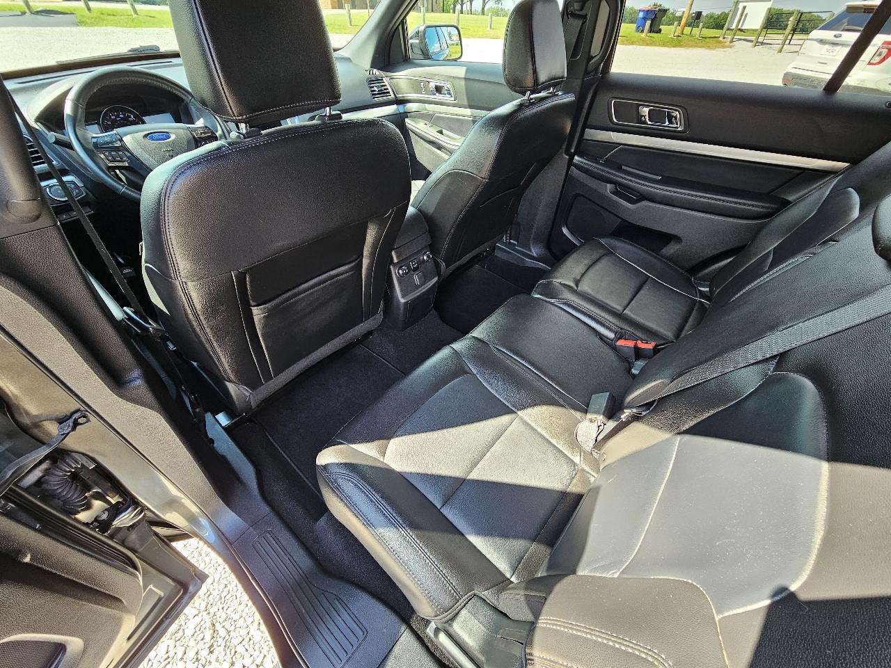 Ford Explorer XLT 4WD 2018