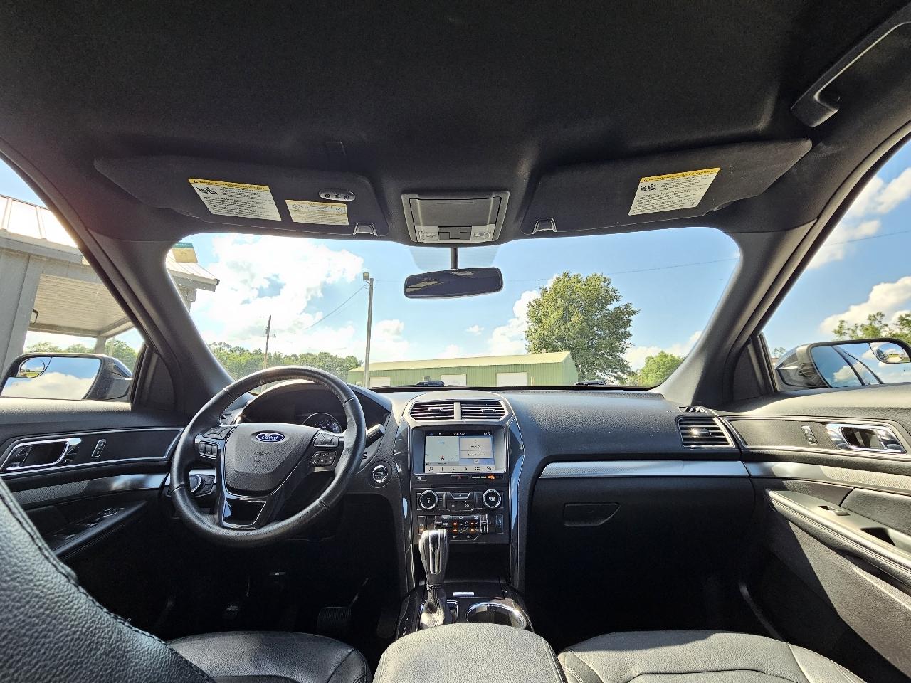 Ford Explorer XLT 4WD 2018