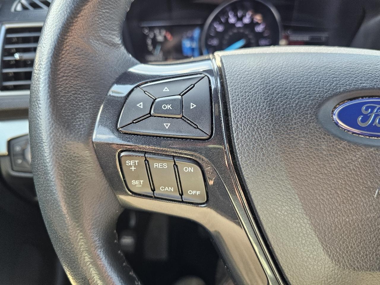 Ford Explorer XLT 4WD 2018