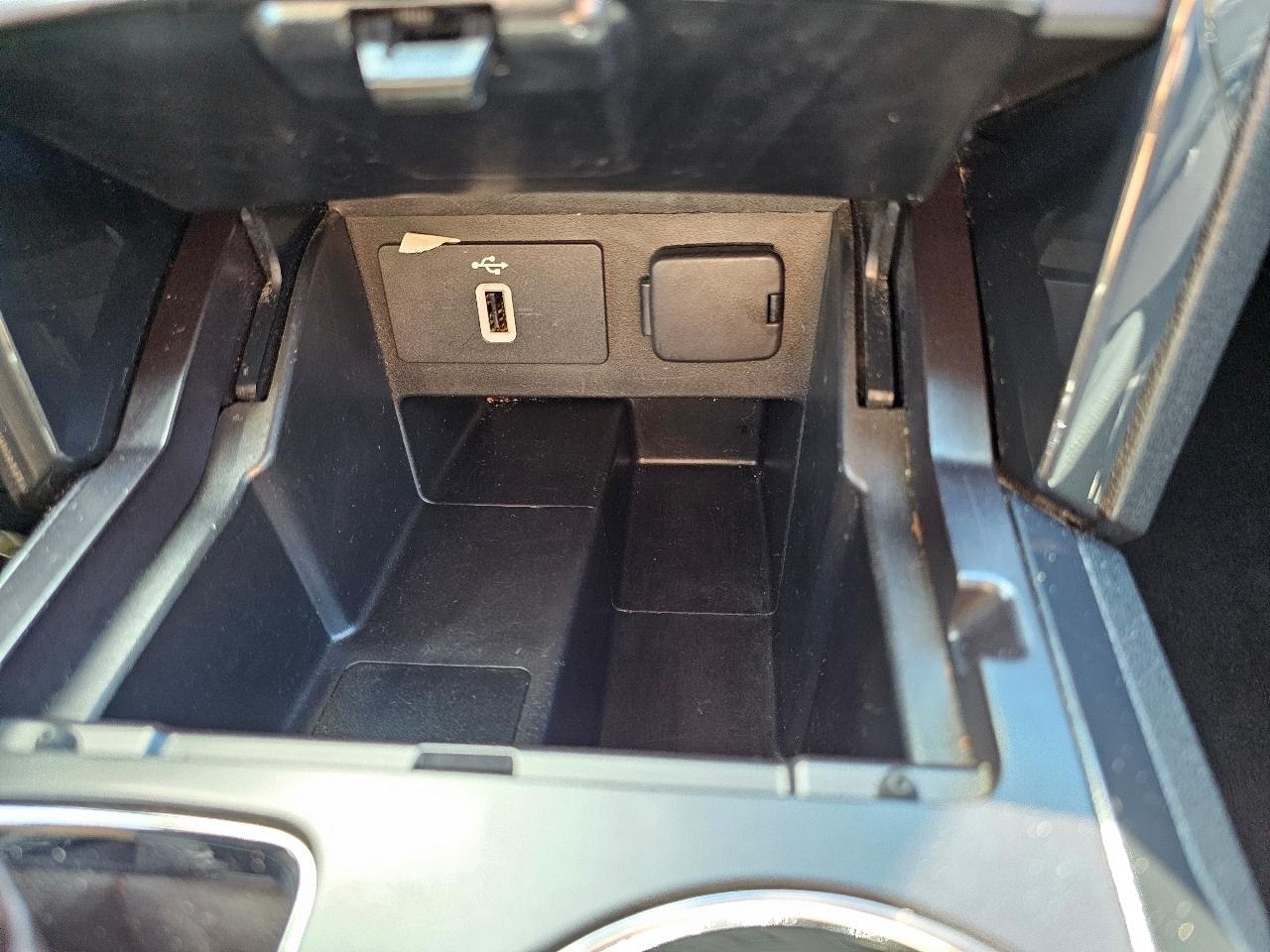 Ford Explorer XLT 4WD 2018