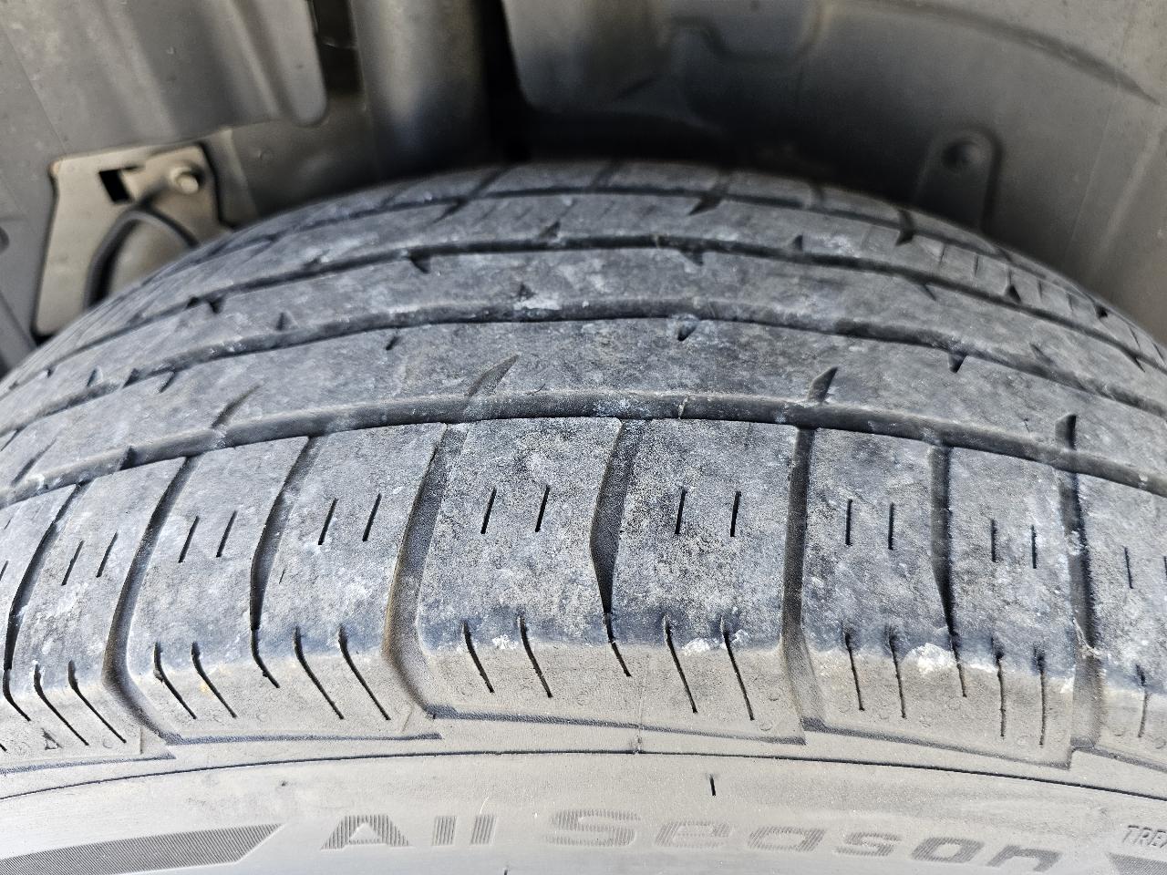 Ford Explorer XLT 4WD 2018