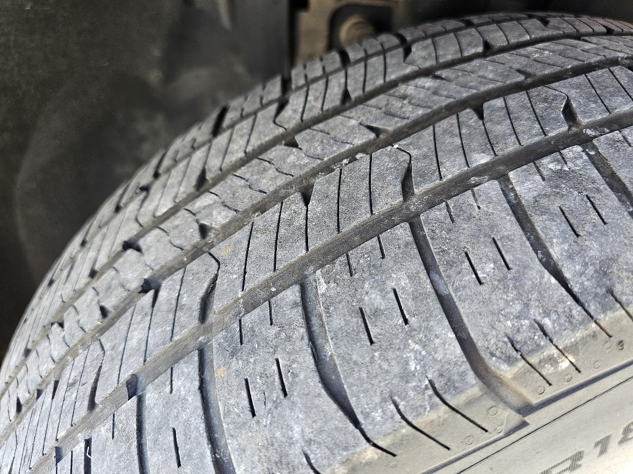Ford Explorer XLT 4WD 2018