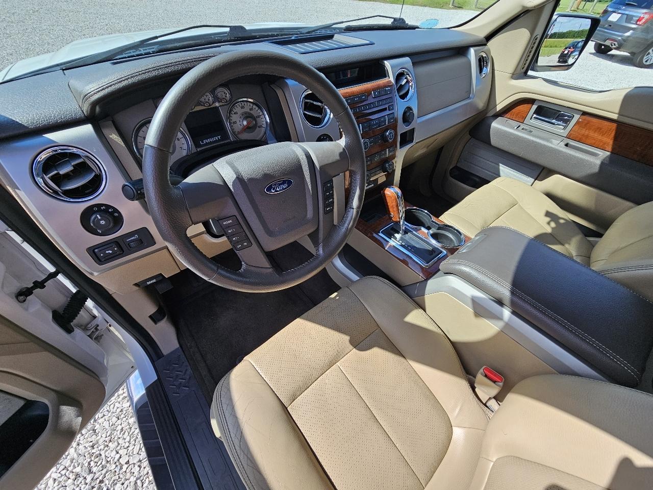 Ford F-150 Lariat SuperCrew 5.5-ft. Bed 4WD 2010