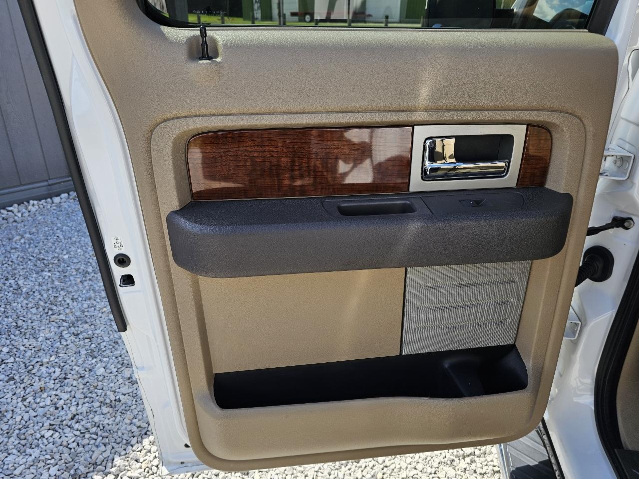 Ford F-150 Lariat SuperCrew 5.5-ft. Bed 4WD 2010