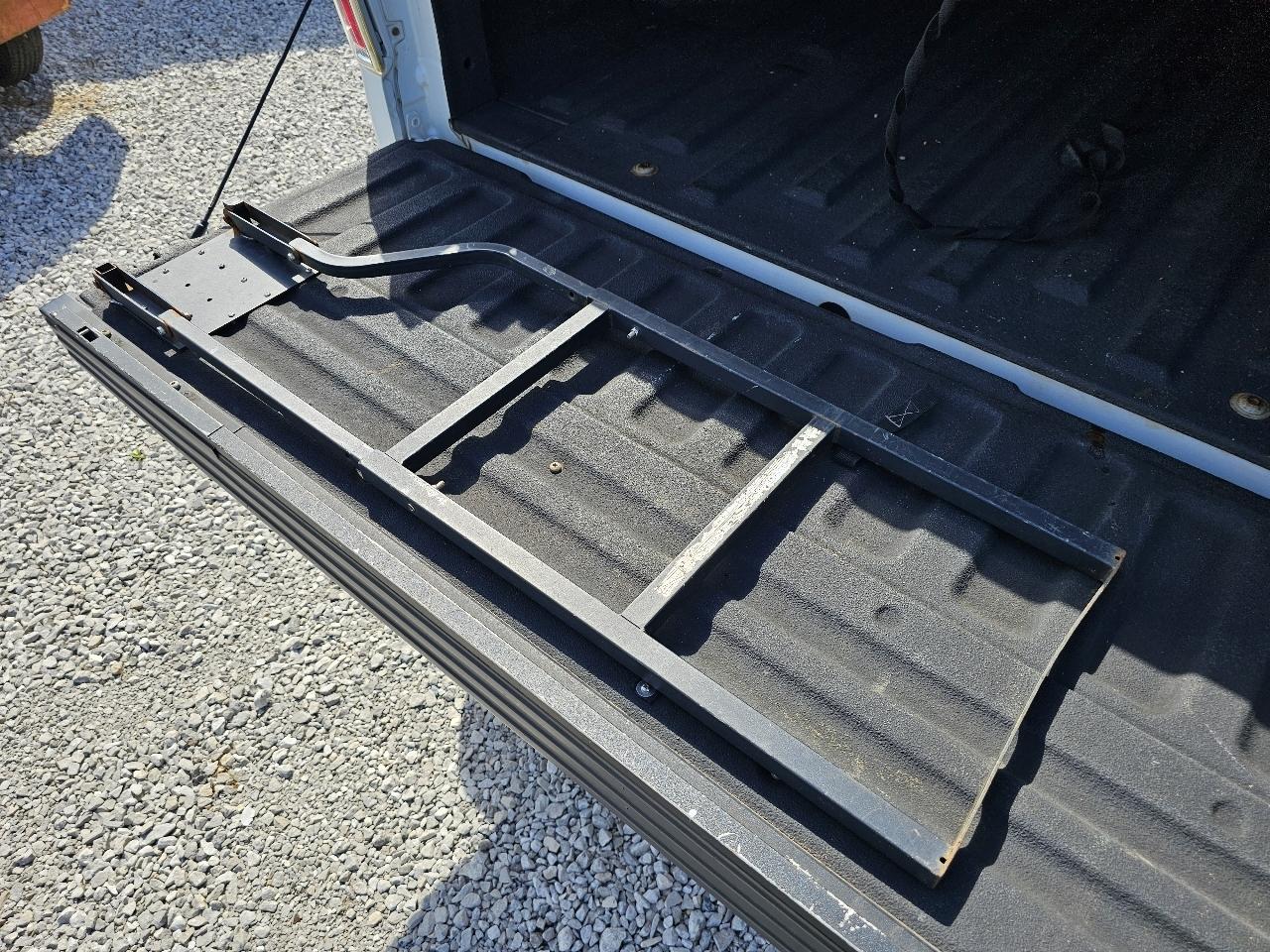 Ford F-150 Lariat SuperCrew 5.5-ft. Bed 4WD 2010