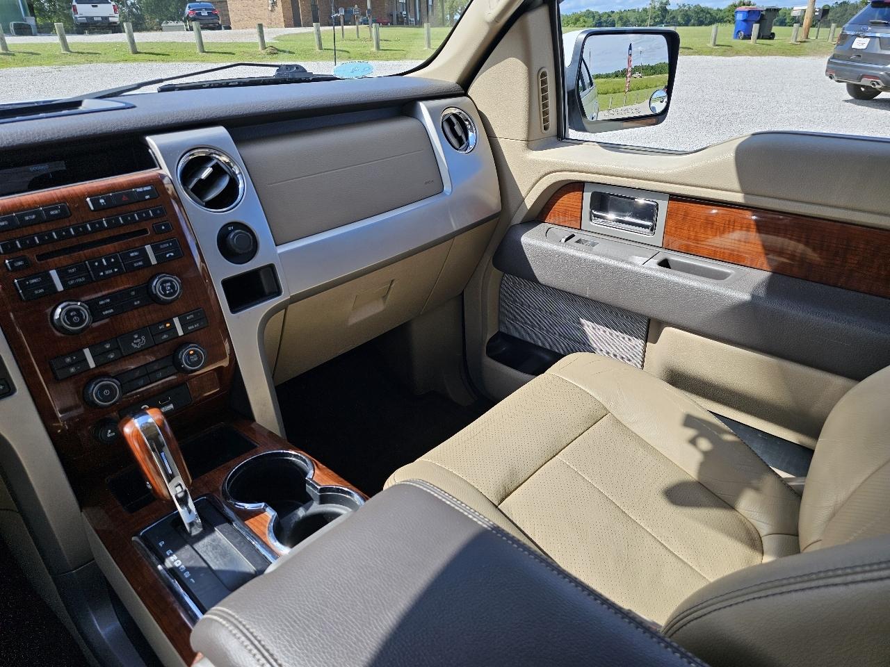 Ford F-150 Lariat SuperCrew 5.5-ft. Bed 4WD 2010