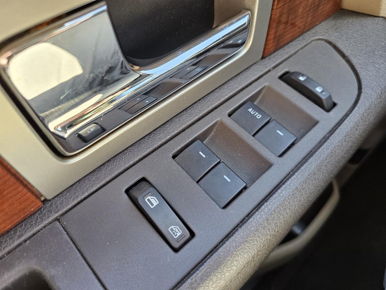 Ford F-150 Lariat SuperCrew 5.5-ft. Bed 4WD 2010