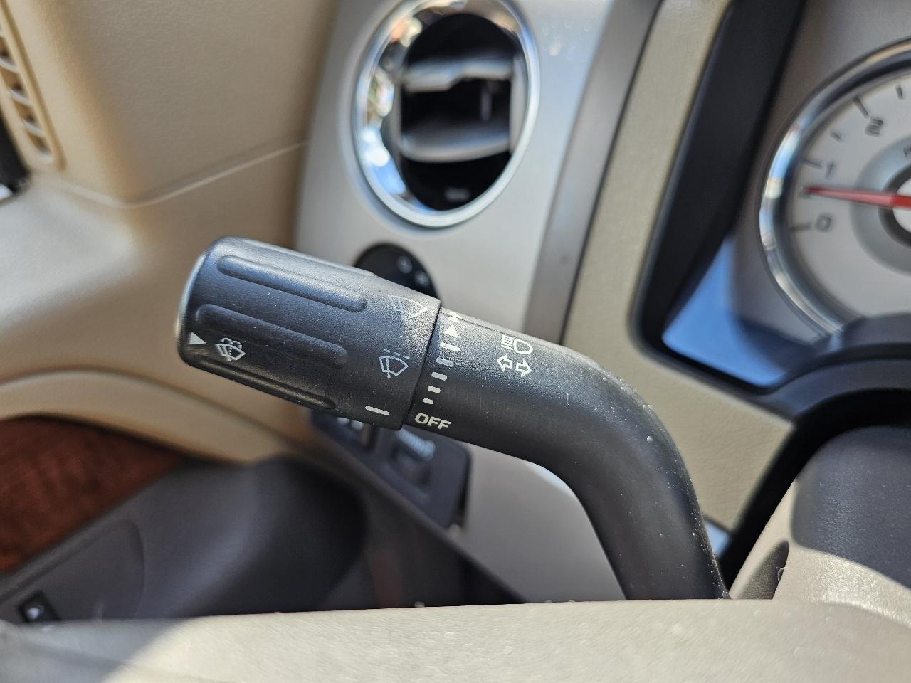 Ford F-150 Lariat SuperCrew 5.5-ft. Bed 4WD 2010