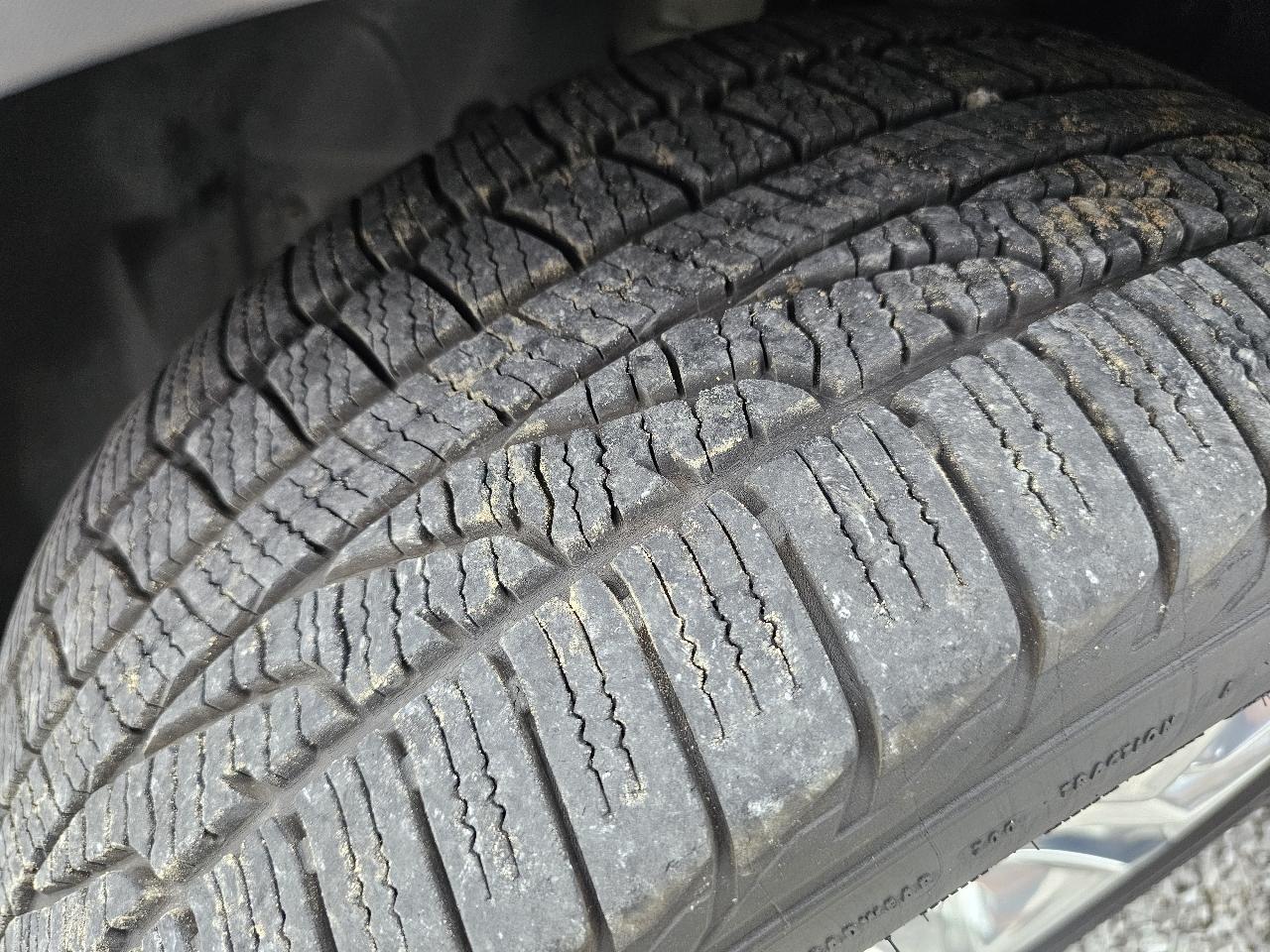 Ford Explorer Limited FWD 2015