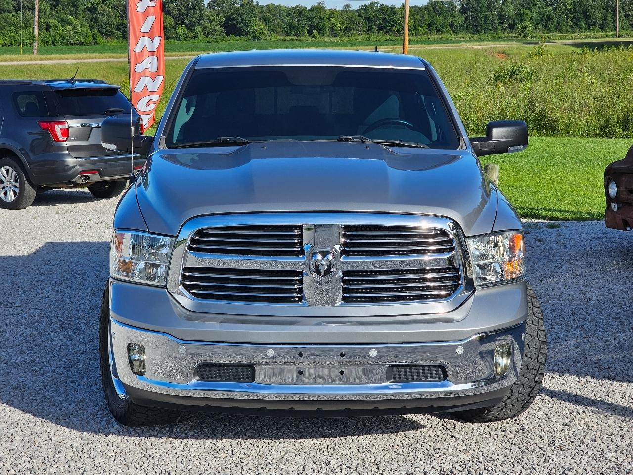 RAM 1500 Classic Big Horn 4x4 Crew Cab 5'7" Box 2019