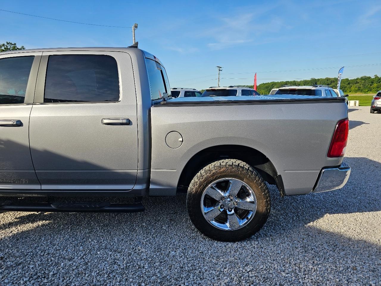 RAM 1500 Classic Big Horn 4x4 Crew Cab 5'7" Box 2019