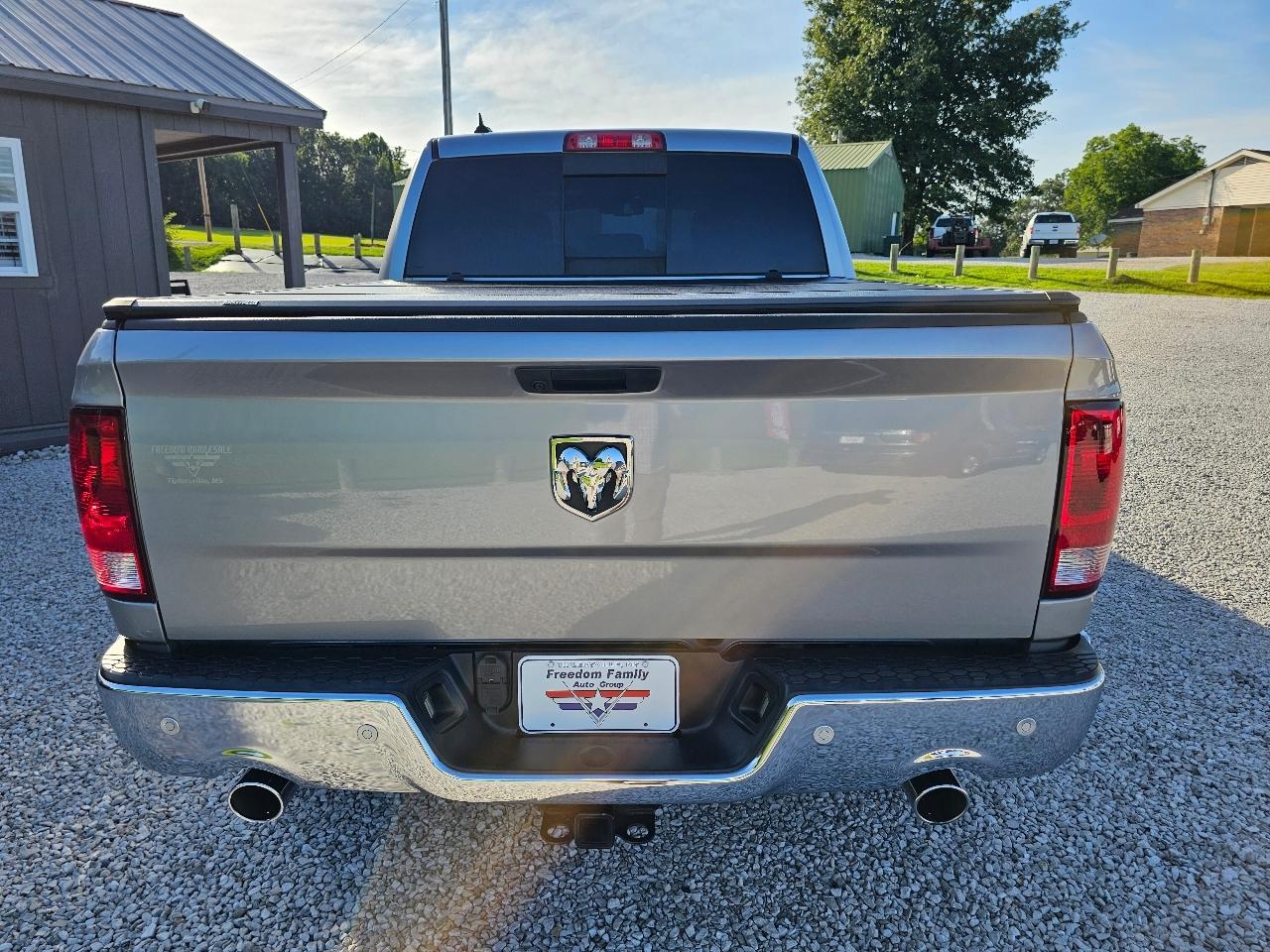 RAM 1500 Classic Big Horn 4x4 Crew Cab 5'7" Box 2019