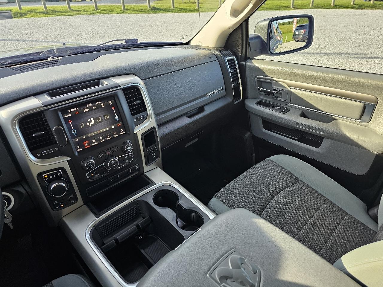 RAM 1500 Classic Big Horn 4x4 Crew Cab 5'7" Box 2019