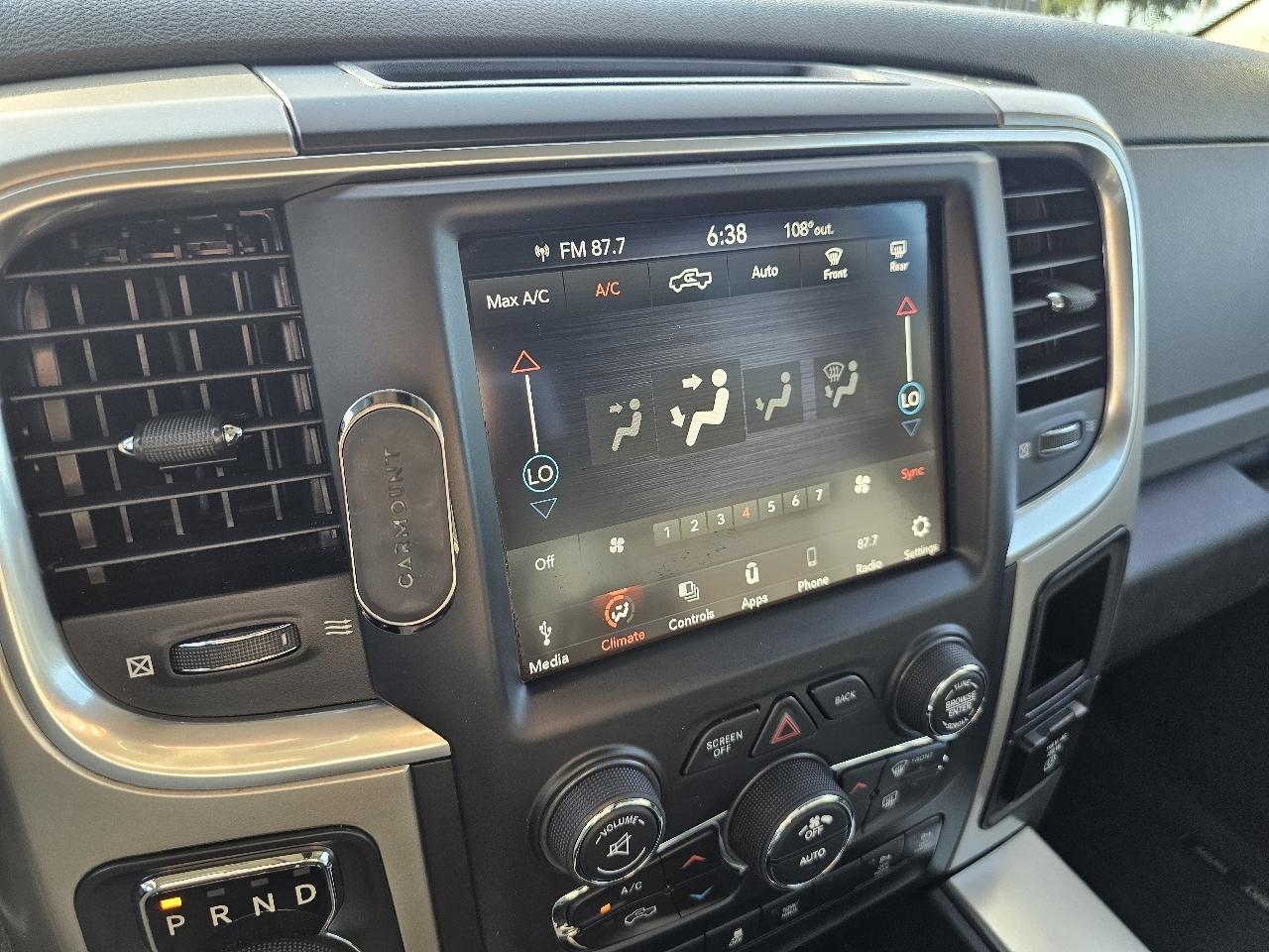 RAM 1500 Classic Big Horn 4x4 Crew Cab 5'7" Box 2019