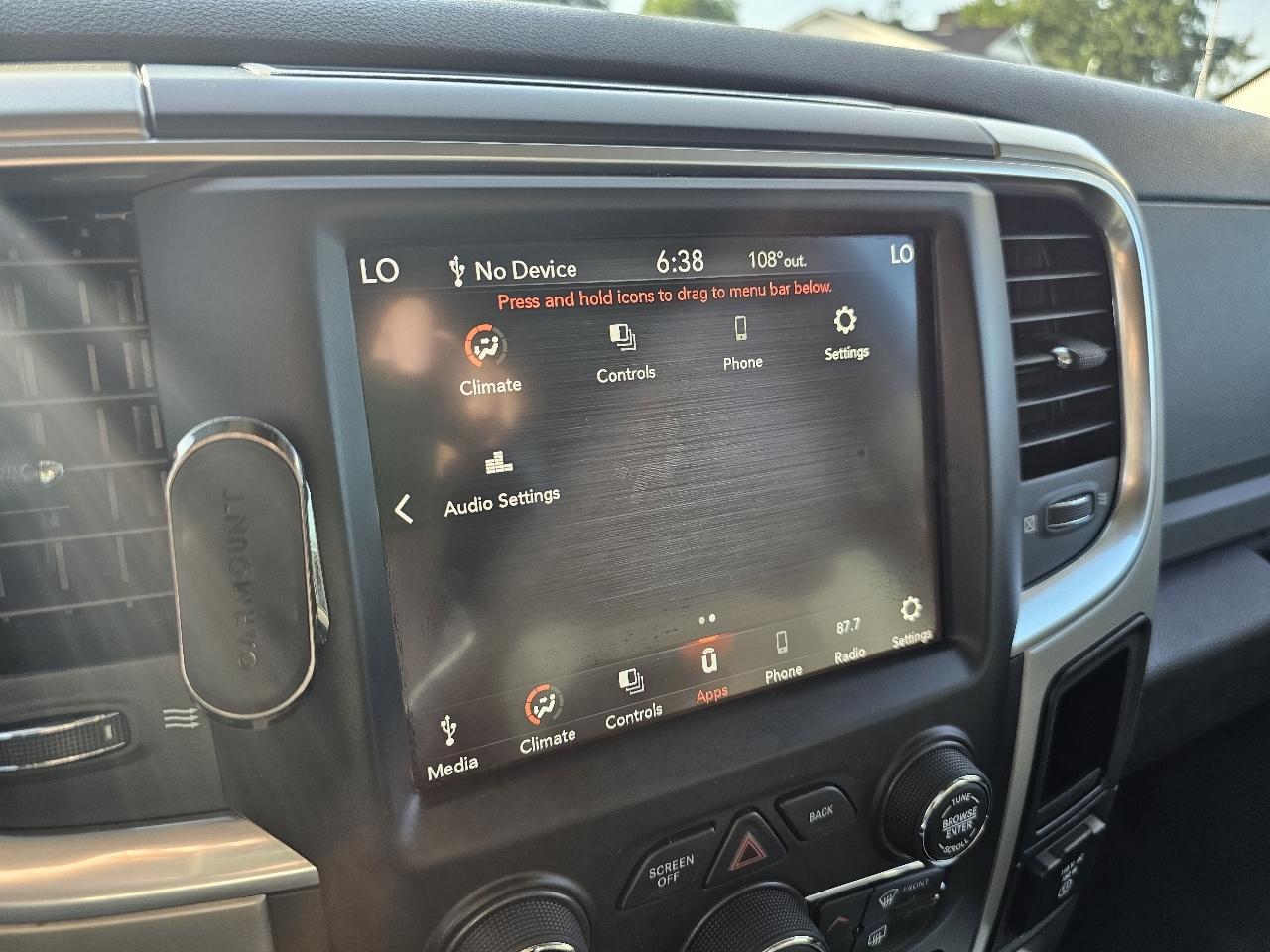 RAM 1500 Classic Big Horn 4x4 Crew Cab 5'7" Box 2019