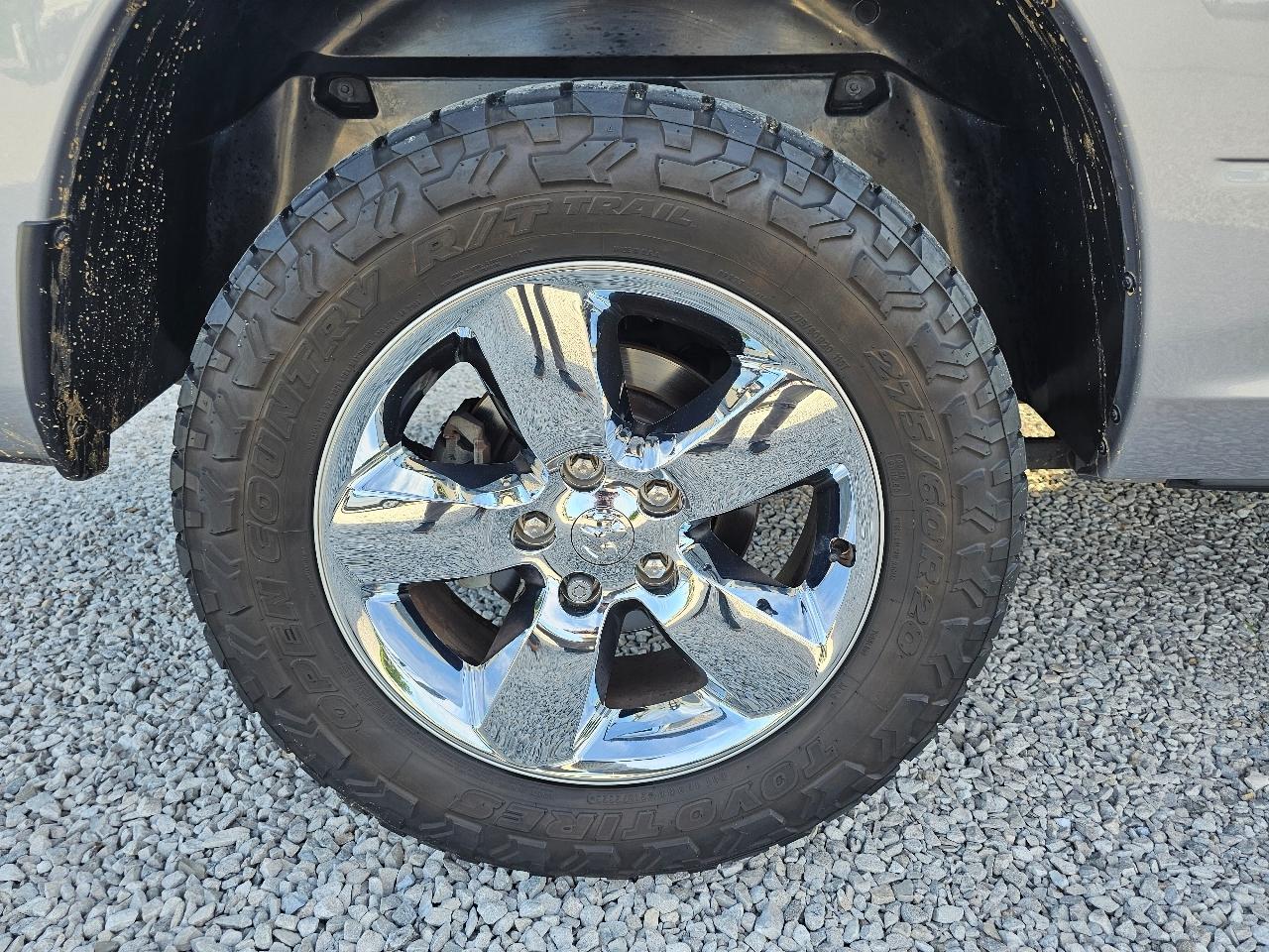 RAM 1500 Classic Big Horn 4x4 Crew Cab 5'7" Box 2019
