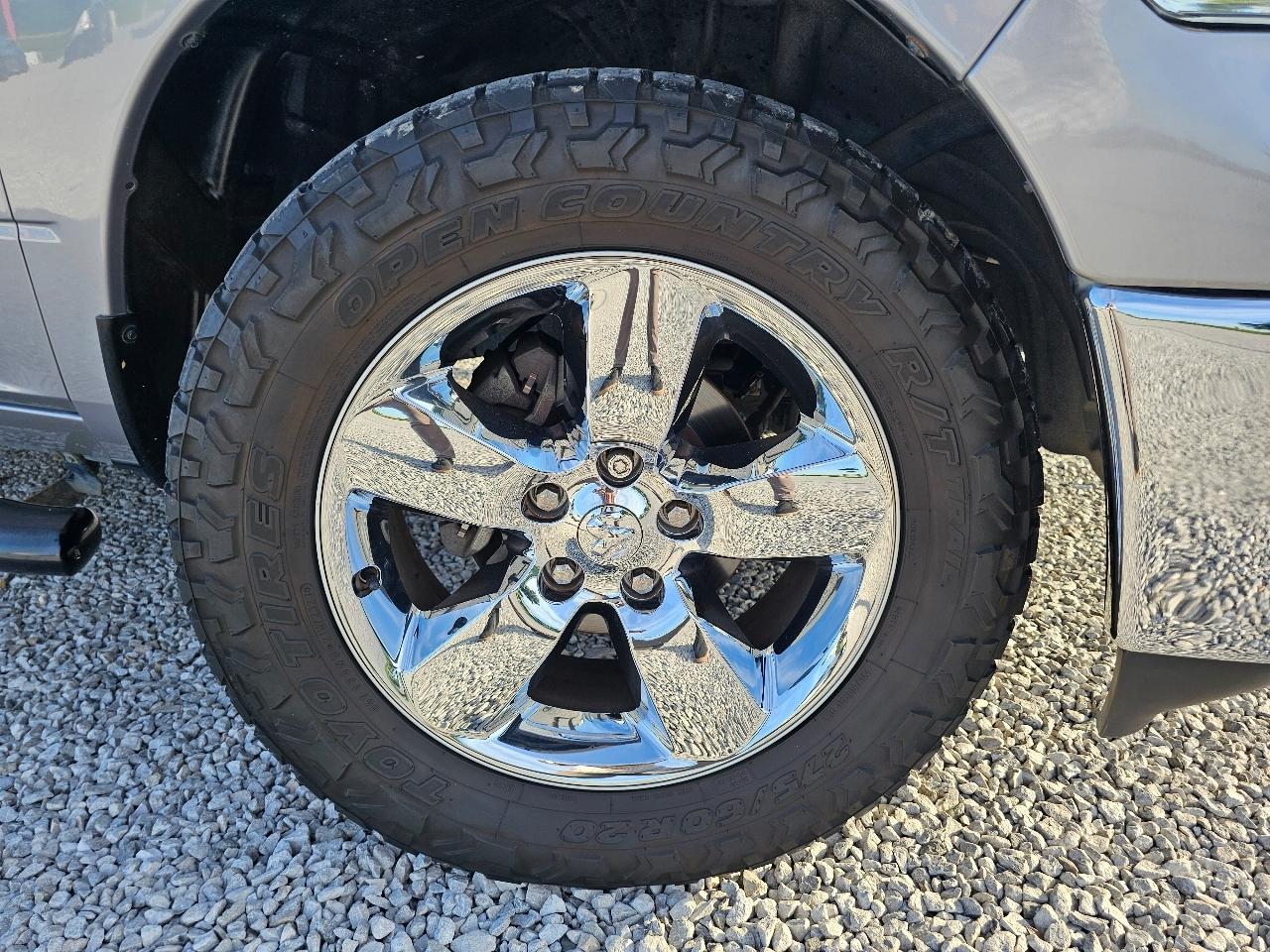RAM 1500 Classic Big Horn 4x4 Crew Cab 5'7" Box 2019