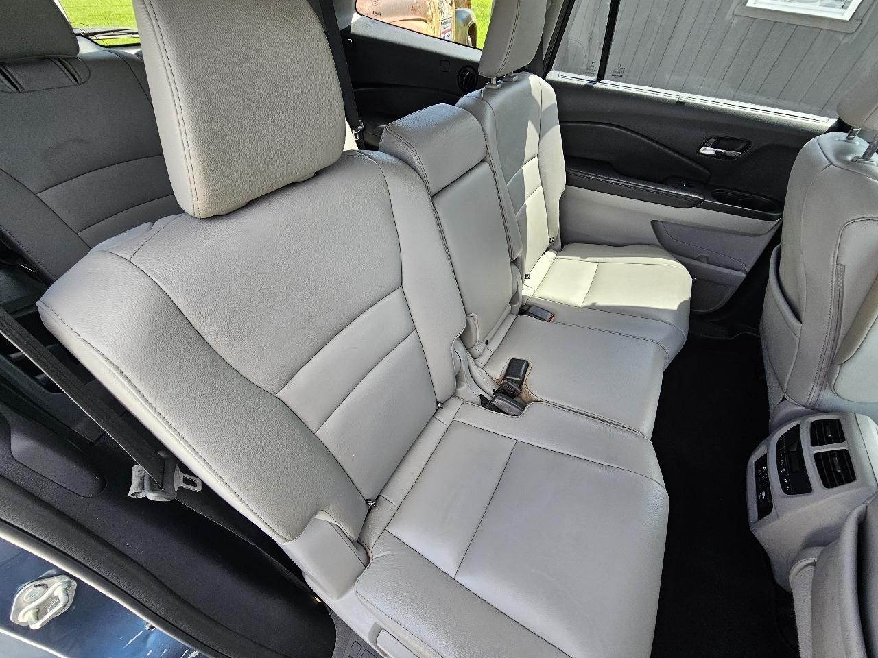 Honda Pilot EX-L w/RES 2018