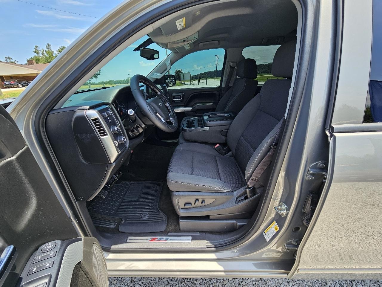Chevrolet Silverado 1500 LT Z71 Crew Cab 4WD 2017
