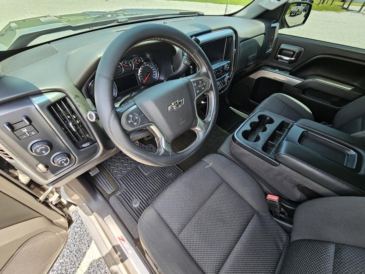 Chevrolet Silverado 1500 LT Z71 Crew Cab 4WD 2017