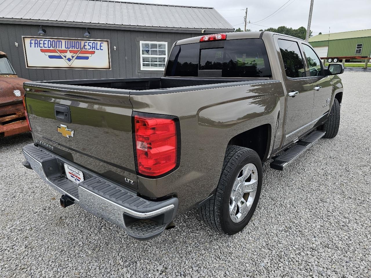 Chevrolet Silverado 1500 LTZ Crew Cab 2WD 2014