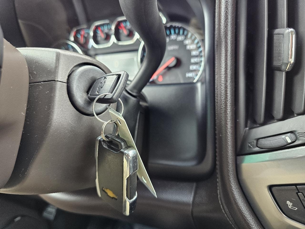 Chevrolet Silverado 1500 LTZ Crew Cab 2WD 2014